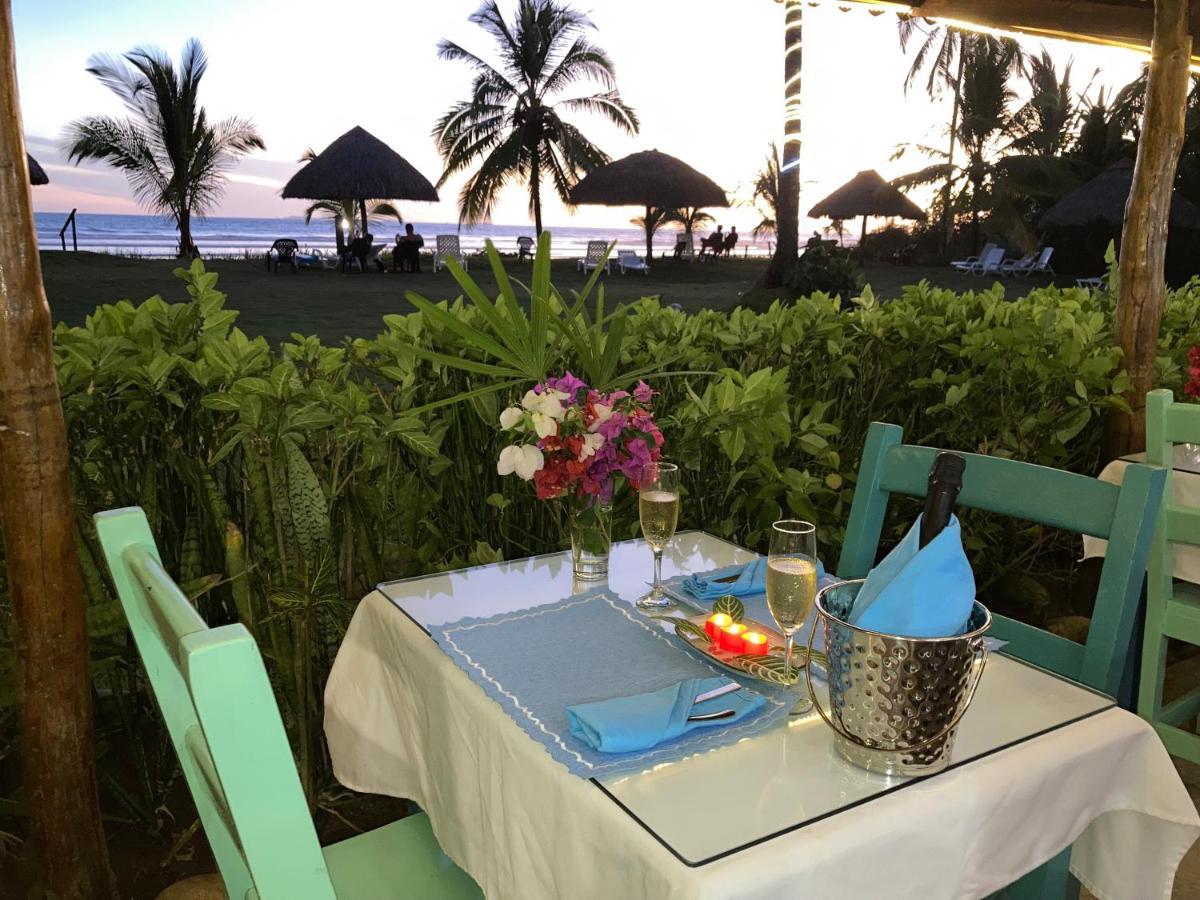 Las Lajas Beach Resort Exteriör bild